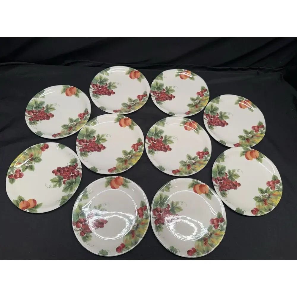 Set Of 10 Royal Doulton Vintage Grape Bread Plates 6.5 Inch Round White Fruit